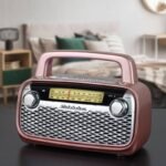 Studebaker AM/FM Portable Radio with Bluetooth and Rechargeable Battery - Image 2