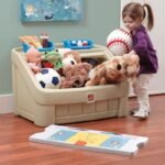 Step2 2-in-1 Toy Box - Tan - Image 2