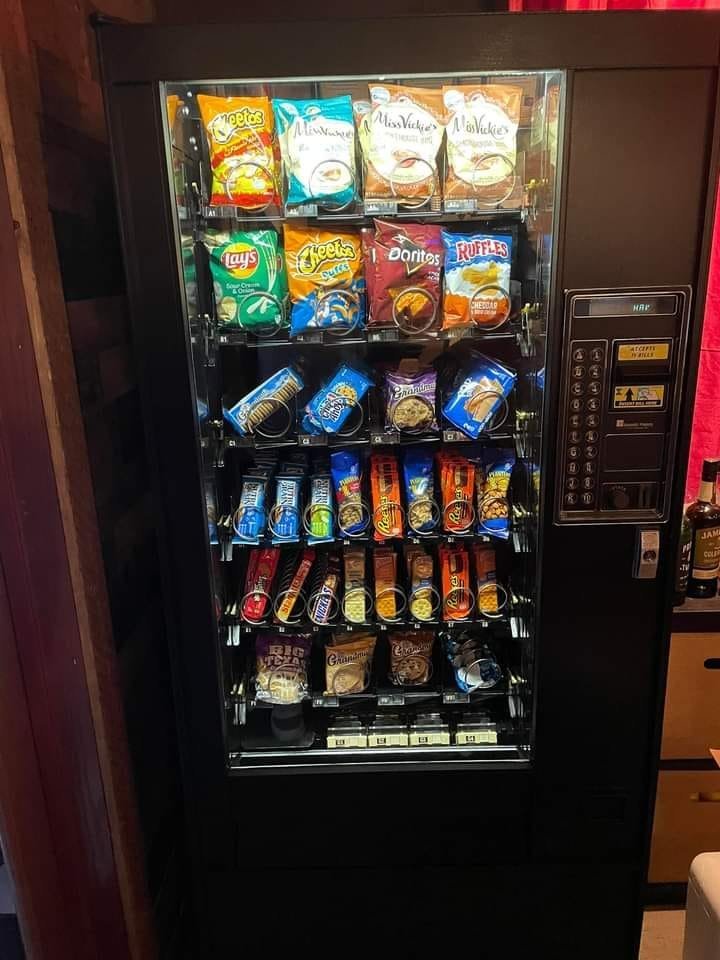 Buy-Automatic-Products-111-Snack-Machine-Online.jpg Buy Automatic Products 111 Snack Machine Online - Image 1